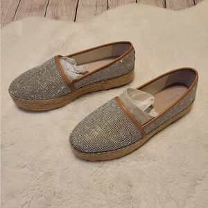 NWOT Gianni Bini wicker platform shoes with silver rhinestone design
